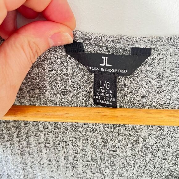 NWT Jules & Leopold Grey Knit Ribbed V-neck Long Sleeve T-shirt - Picture 6 of 6